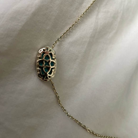 Kendra Scott Necklace - Picture 3 of 4